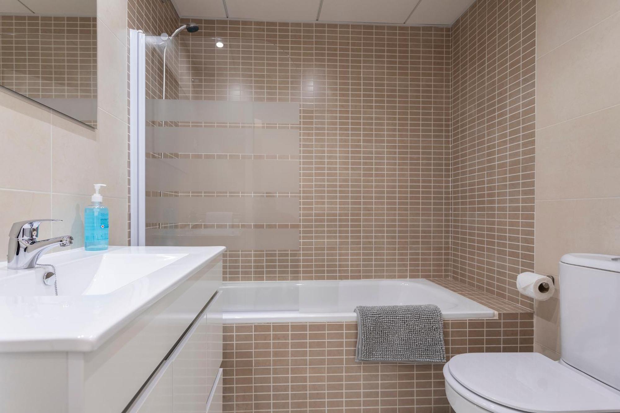 Malaga Rivas 34 Suites Homes المظهر الخارجي الصورة